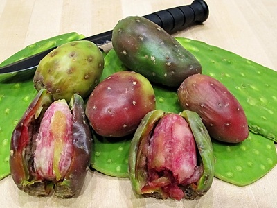 Nopal (cactus pads)
